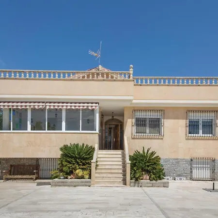 Awesome Home In Caravaca With Kitchen Caravaca De La Cruz Exterior photo